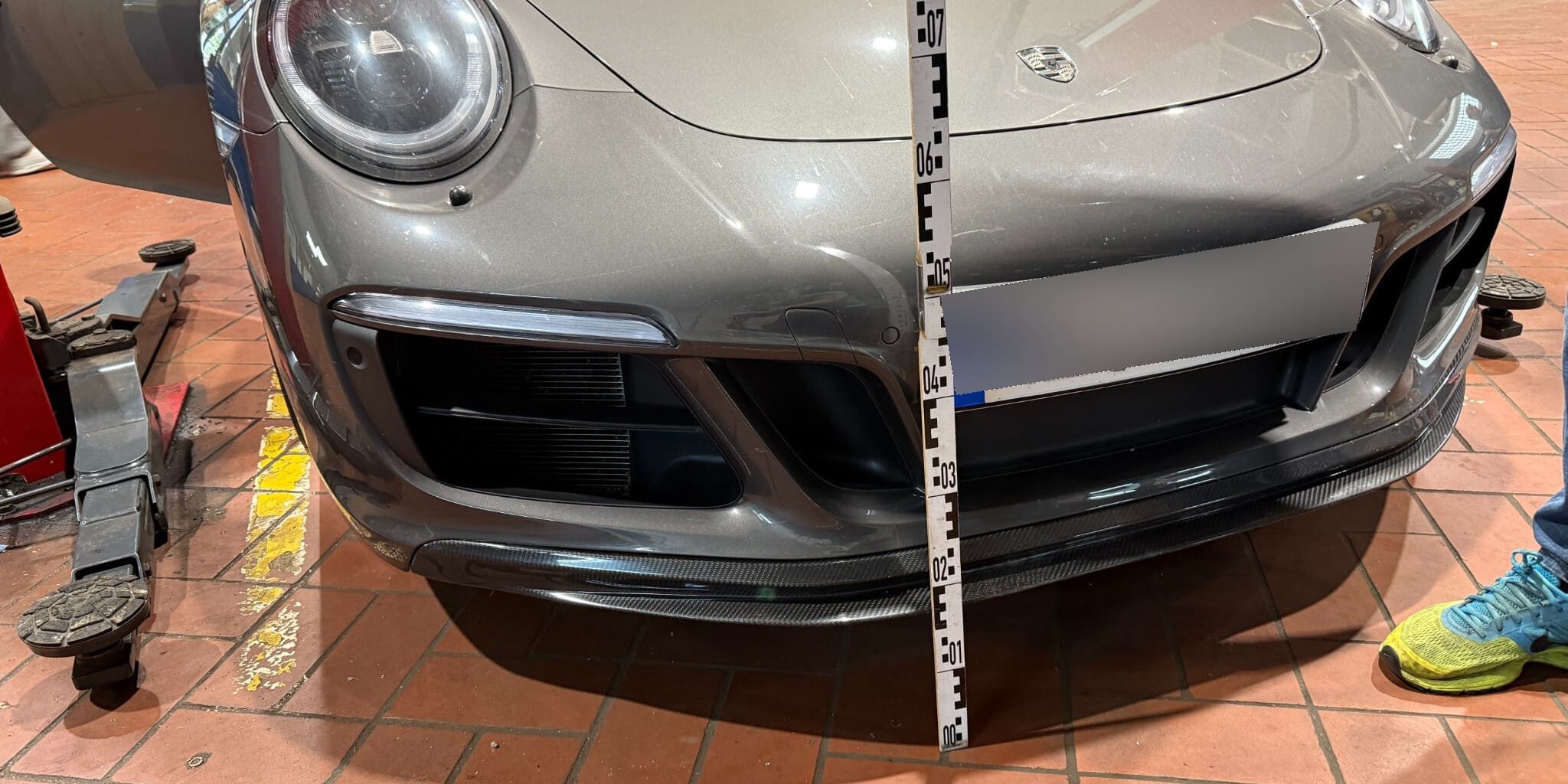 Parkplatzrempler1 Porsche Cabrio 4GTS