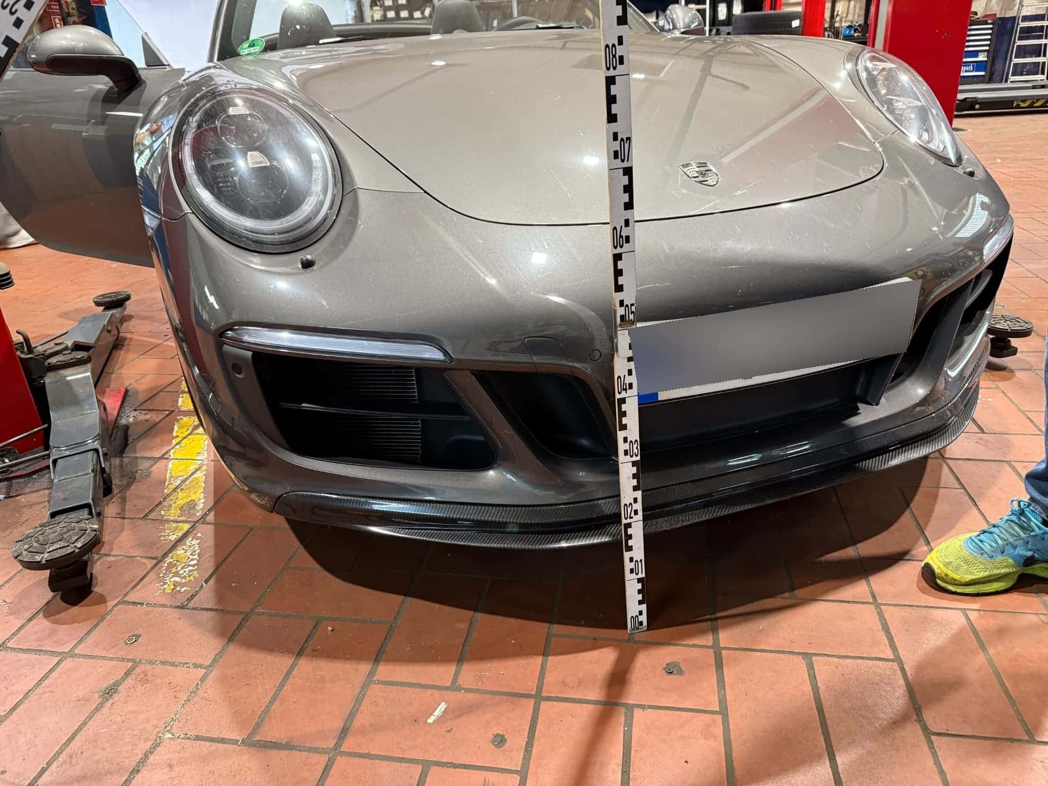 Porsche Cabrio 4GTS
